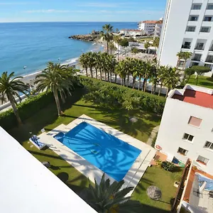 https://studio-torresol-nerja.hotelsinnerja.org